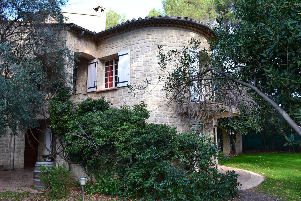 Mas Les Filaos Hotel Carpentras Exterior foto